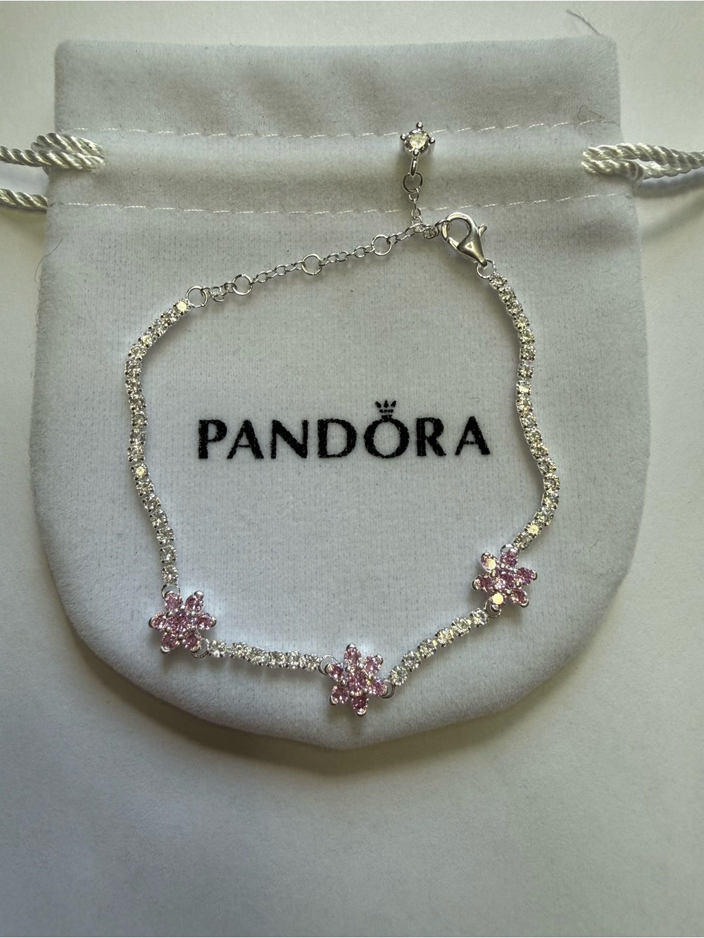 Pandora tennis bracelet with pink flowers 6.4-8.4 inch NEW WITHOUT BAG!